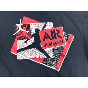 Nike Tee Youth Size Large Black Short Sleeve Sportswear Swoosh Air Jordan